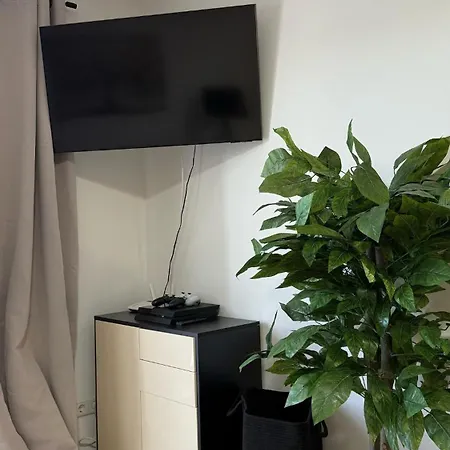 Modern With Parking *